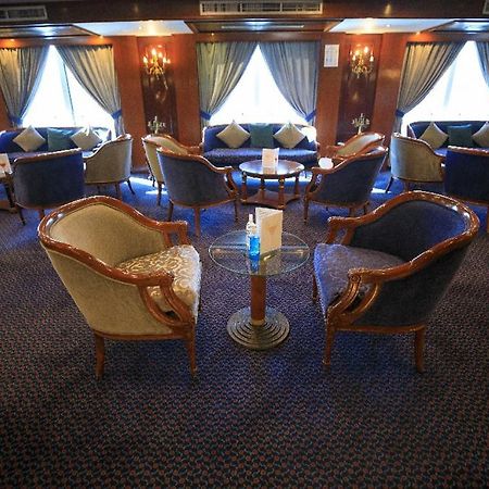 Bule Shadow III Hotell Nagaa Al Fuqani Exteriör bild