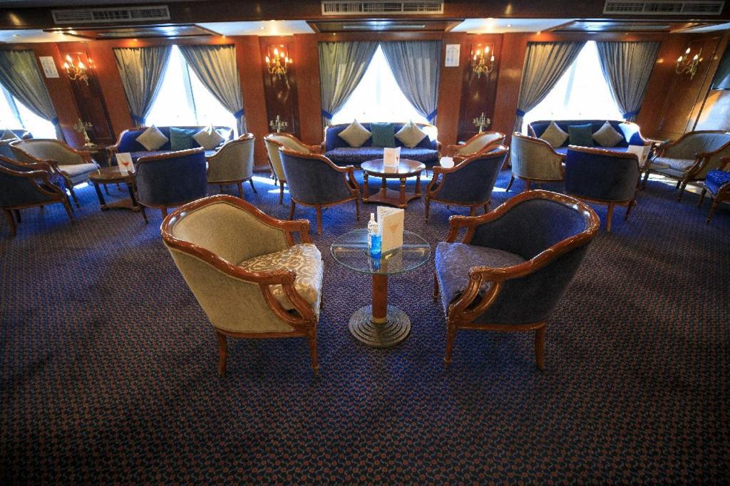 Bule Shadow III Hotell Nagaa Al Fuqani Exteriör bild