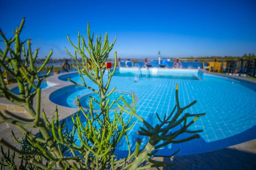Bule Shadow III Hotell Nagaa Al Fuqani Exteriör bild